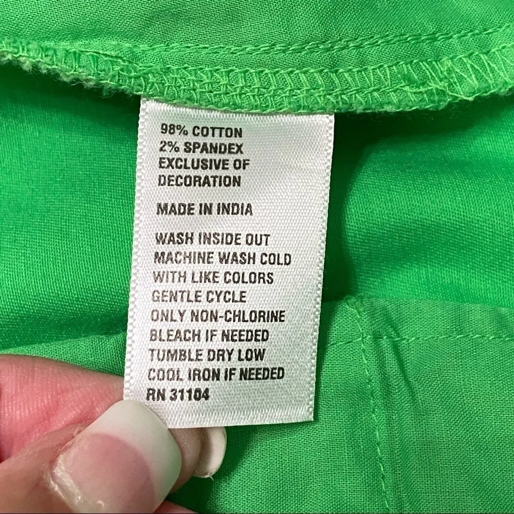 CROWN & IVY / Green Twill Shorts Size 6 - Picture 4 of 11